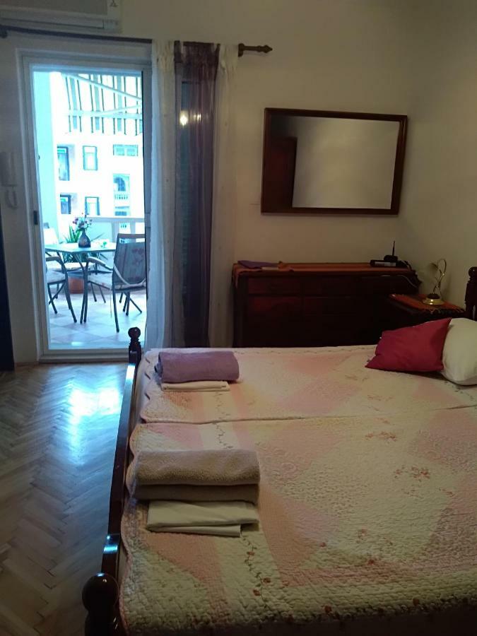 Apartmani Smiljana マカルスカ エクステリア 写真