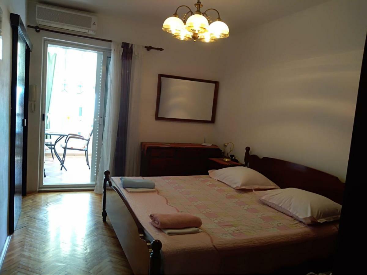 Apartmani Smiljana マカルスカ エクステリア 写真